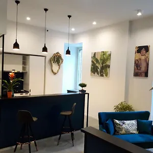  Alojamento de Acomodação e Pequeno-almoço Casa Roger