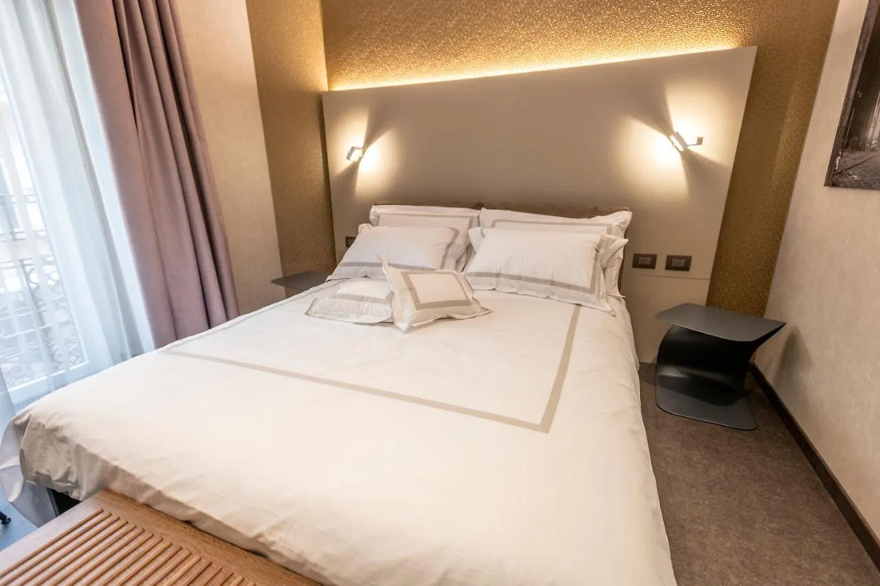 住宿加早餐酒店 B&B Il Divino 那不勒斯